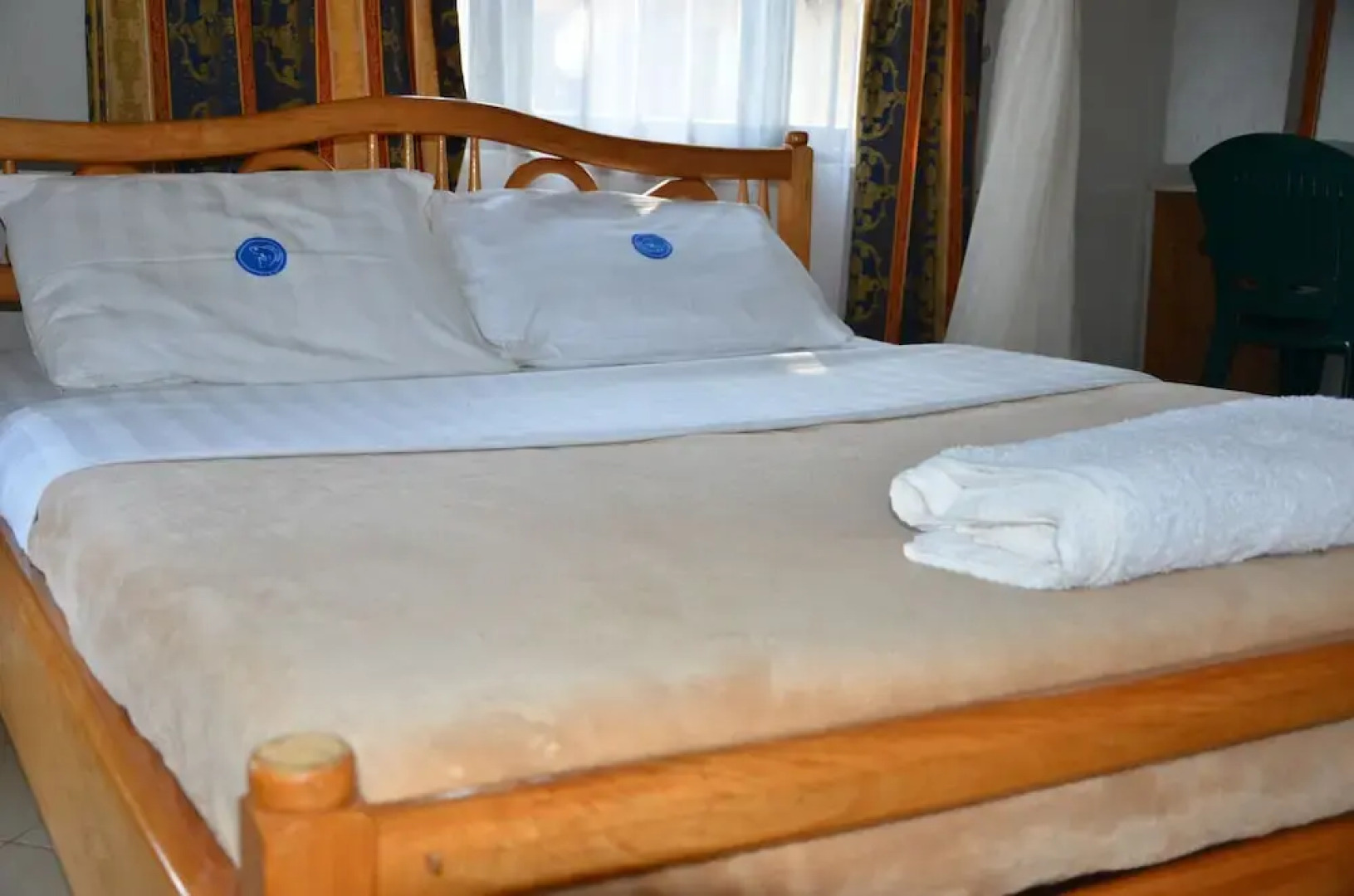 Ssese Islands Beach Hotel - Hostel