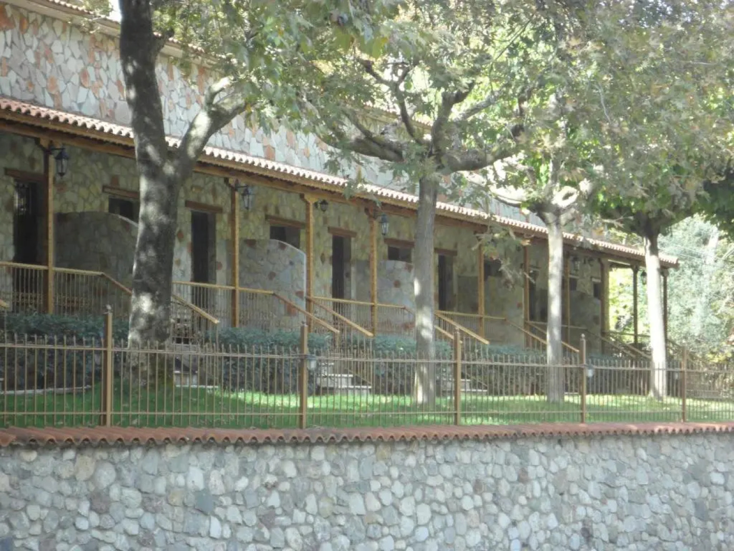 Faraggi Guesthouse