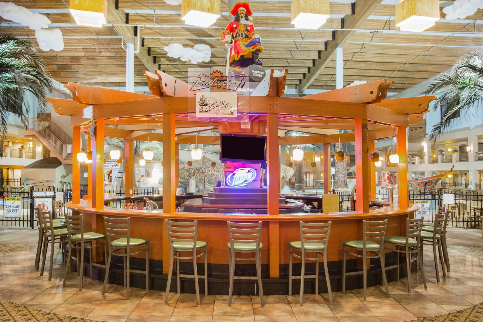 Ramada Tropics Resort & Conf Center by Wyndham Des Moines