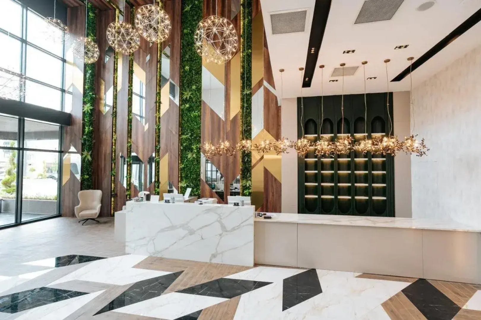 Empula Hotel & Residences