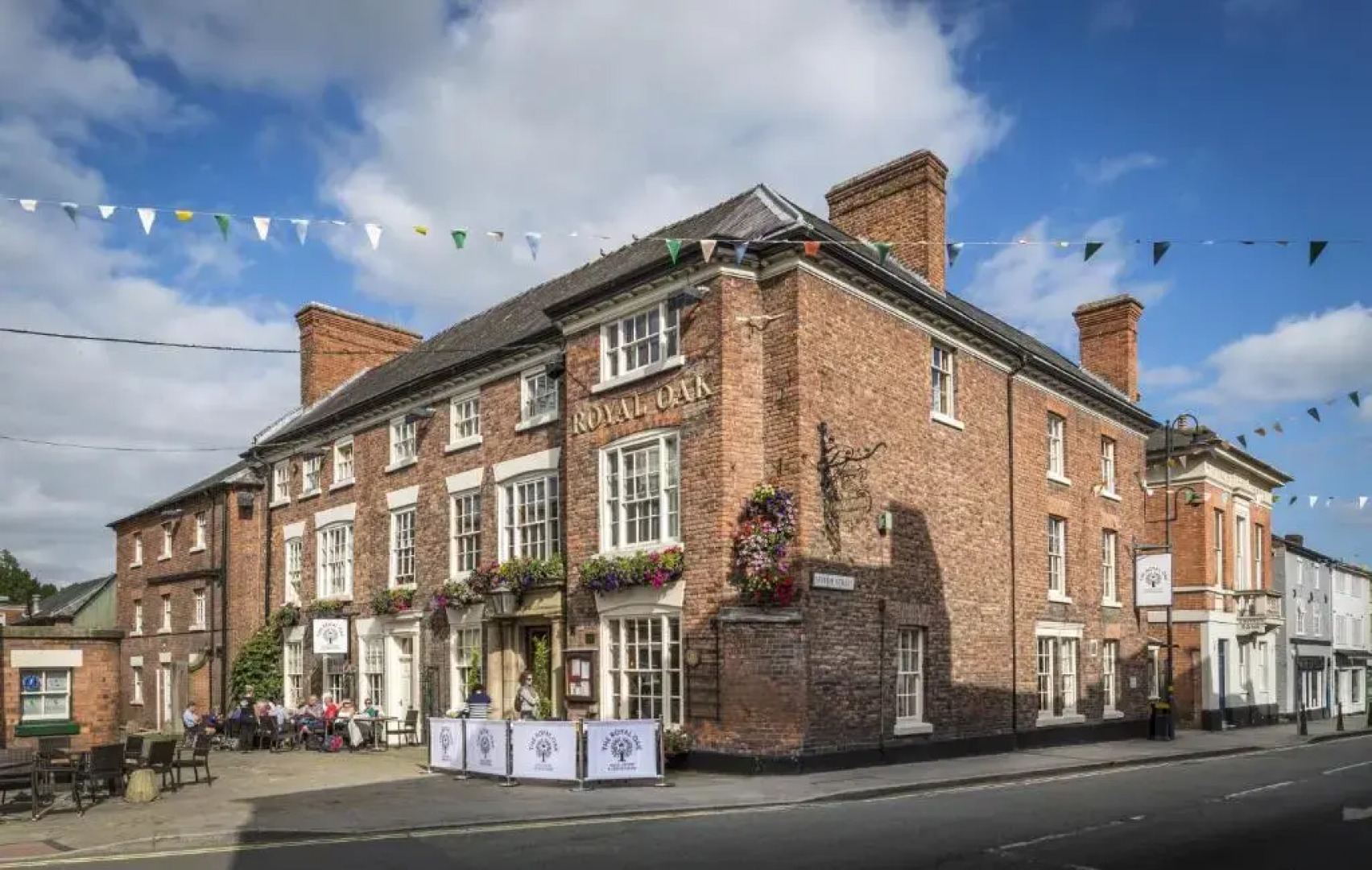 The Royal Oak Hotel, Welshpool, Mid Wales