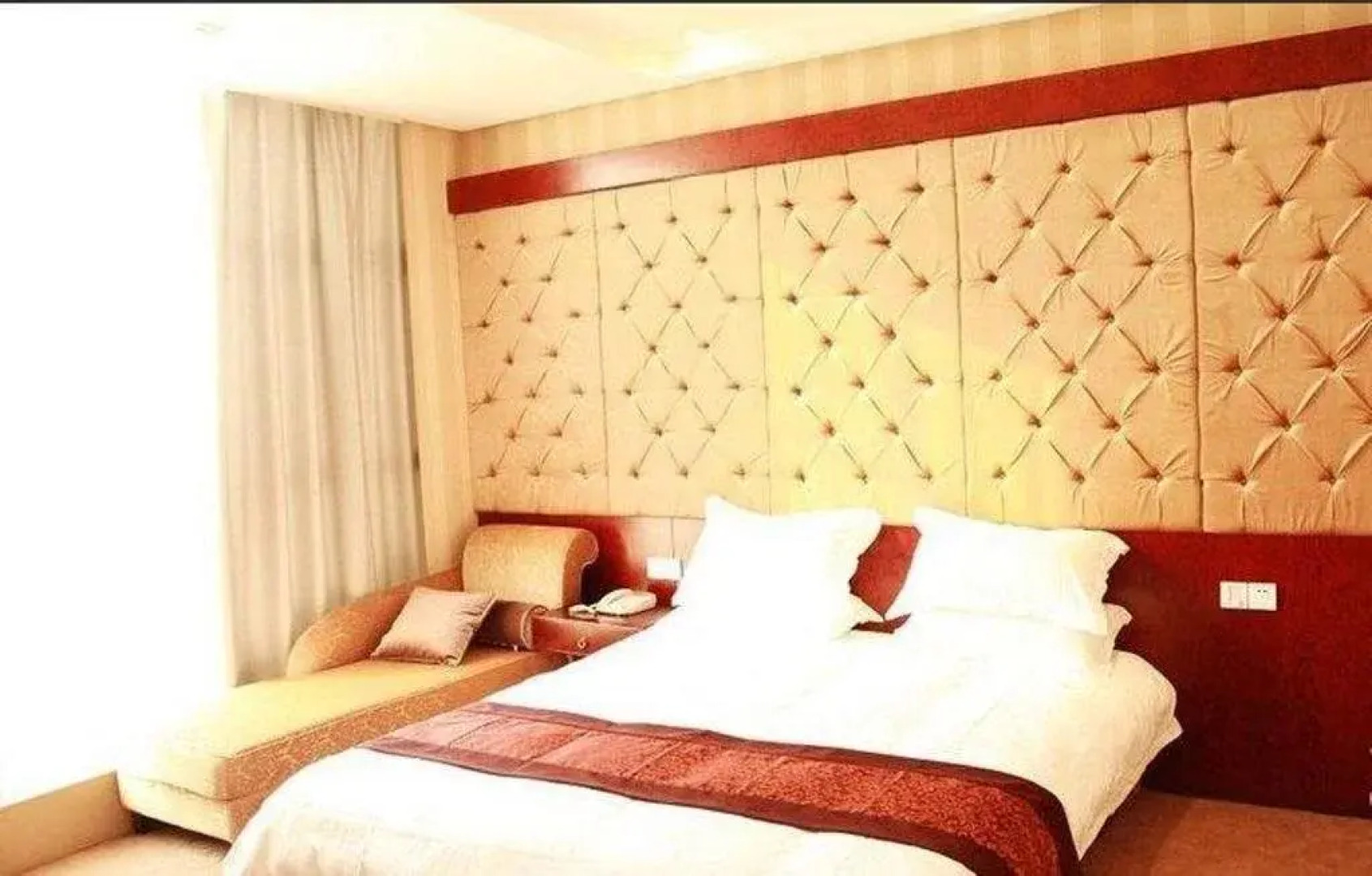 Ningbo Yilange Hotel