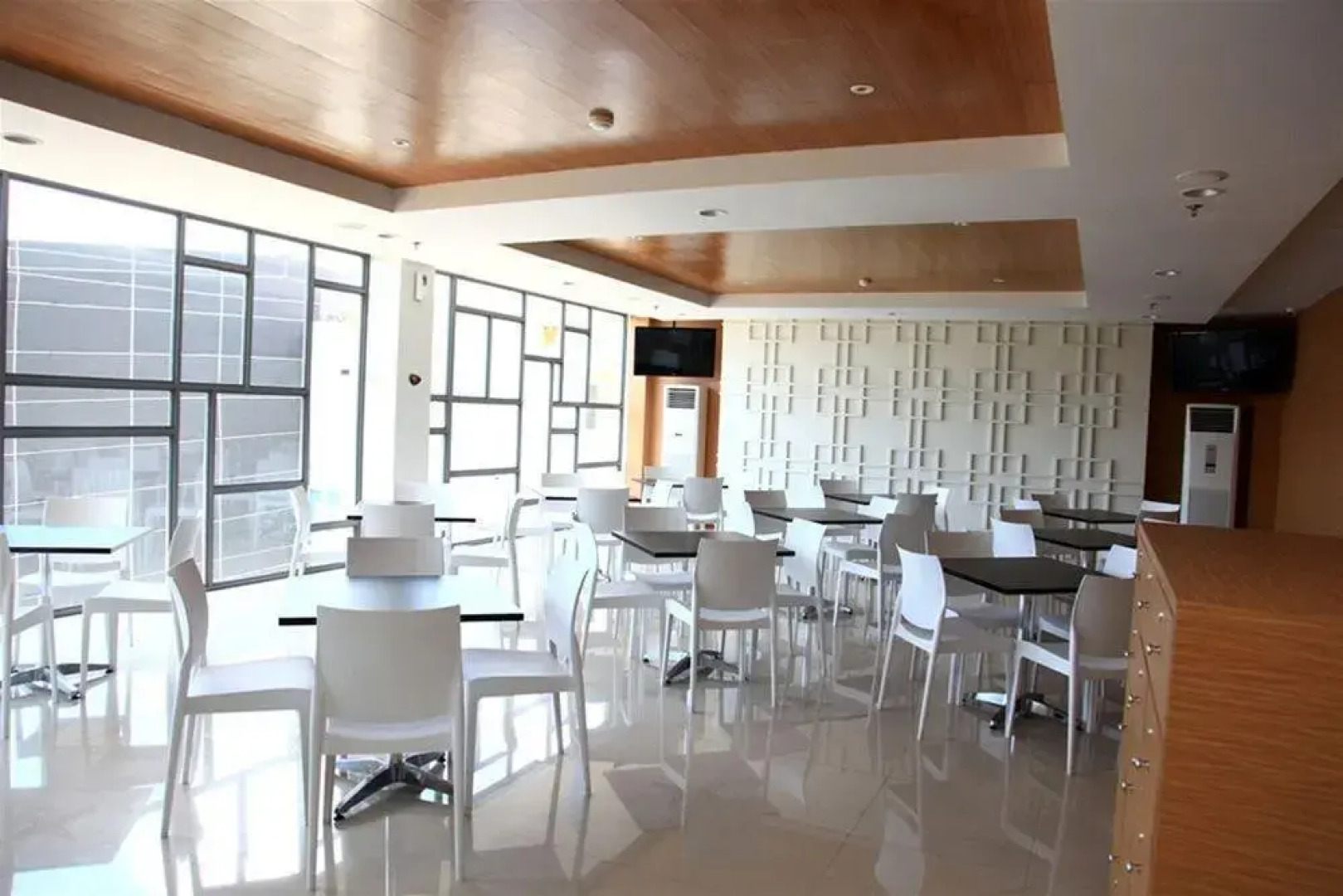 Aswin Inn Panakkukang