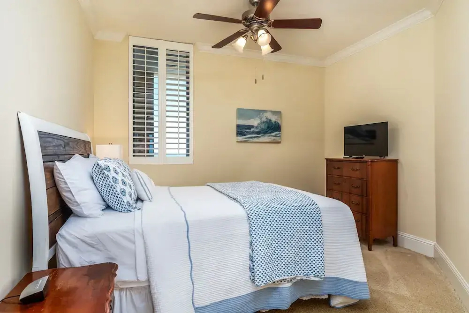 Wave Watcher - Holiday Isle #609 3 Bedroom Condo by RedAwning