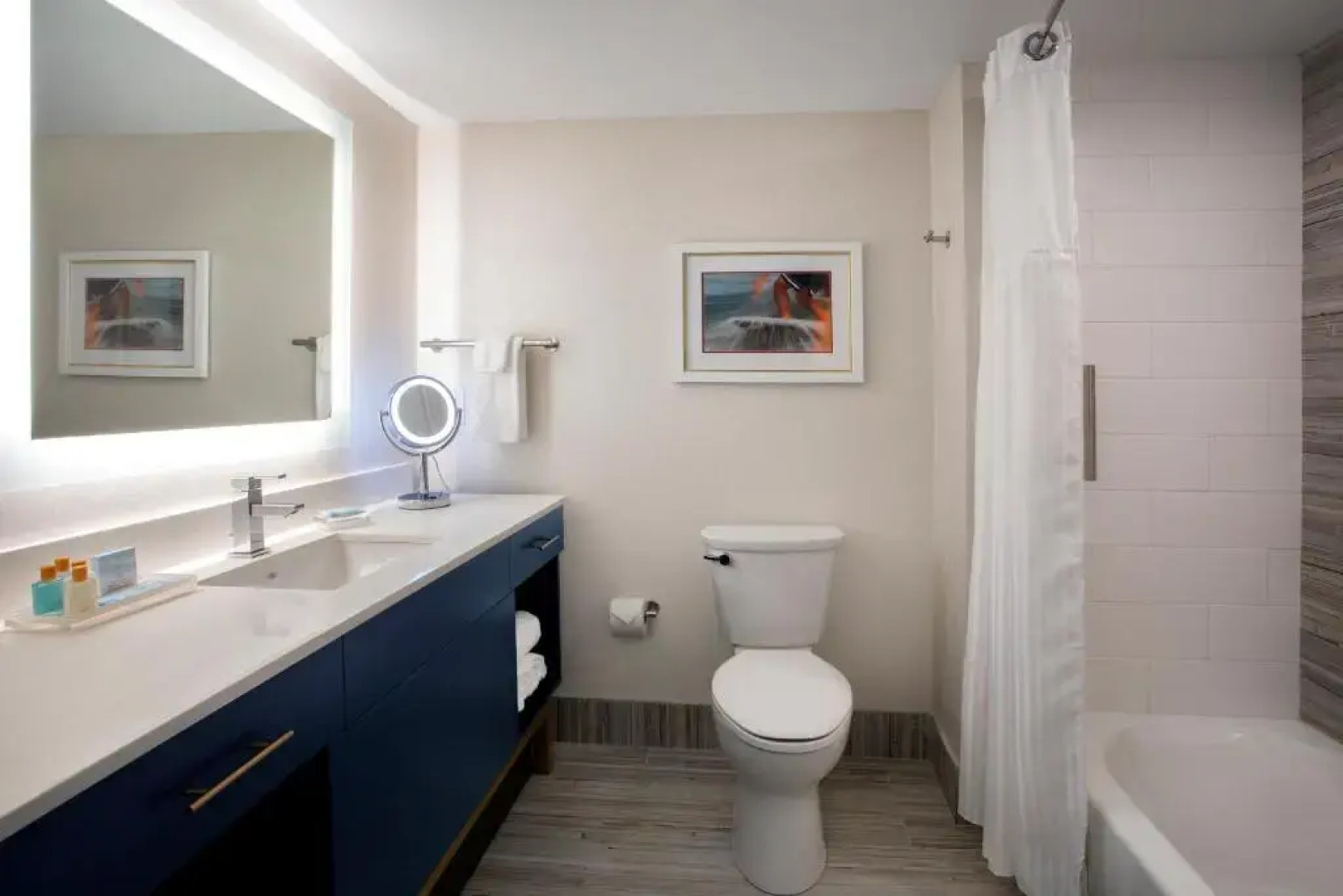 Fenwick Shores, Tapestry Collection by Hilton