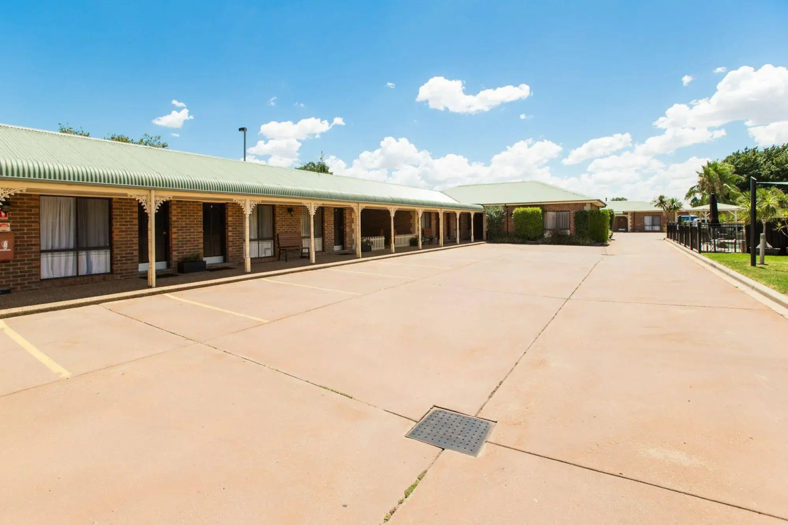 Lincoln Cottage Motor Inn