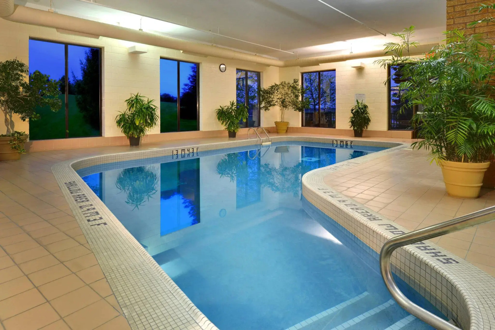 Four Points by Sheraton St. Catharines Niagara Suites