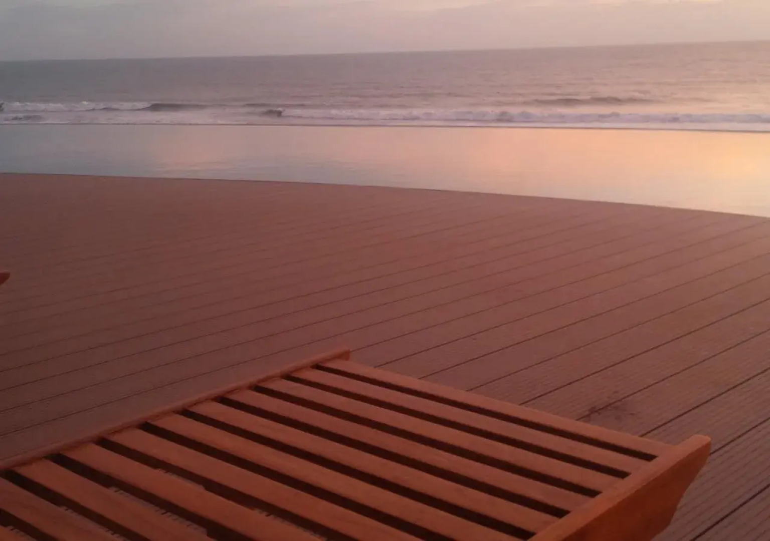 Queen of The South Resort