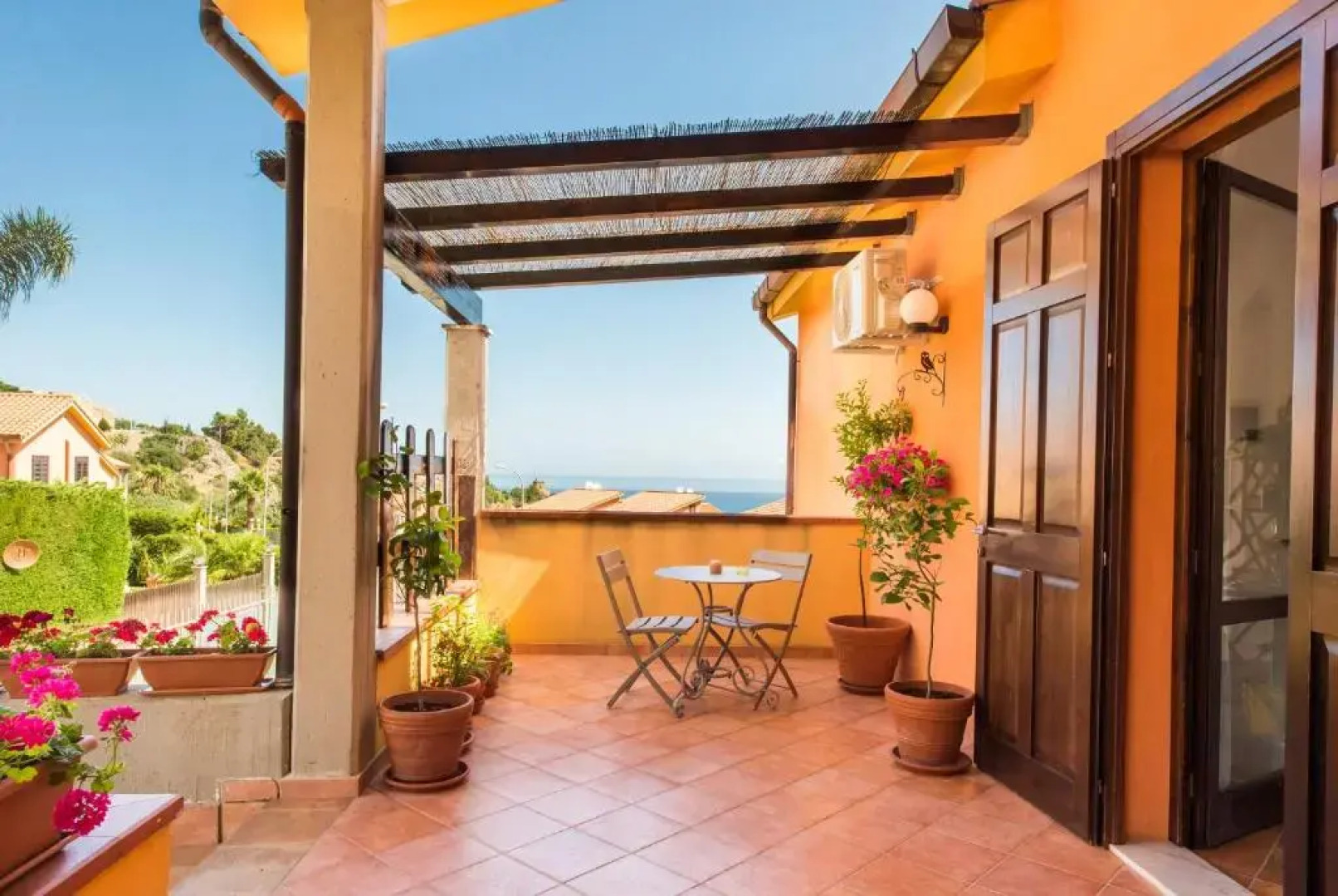 Villetta Frisculia con piscina by Wonderful Italy