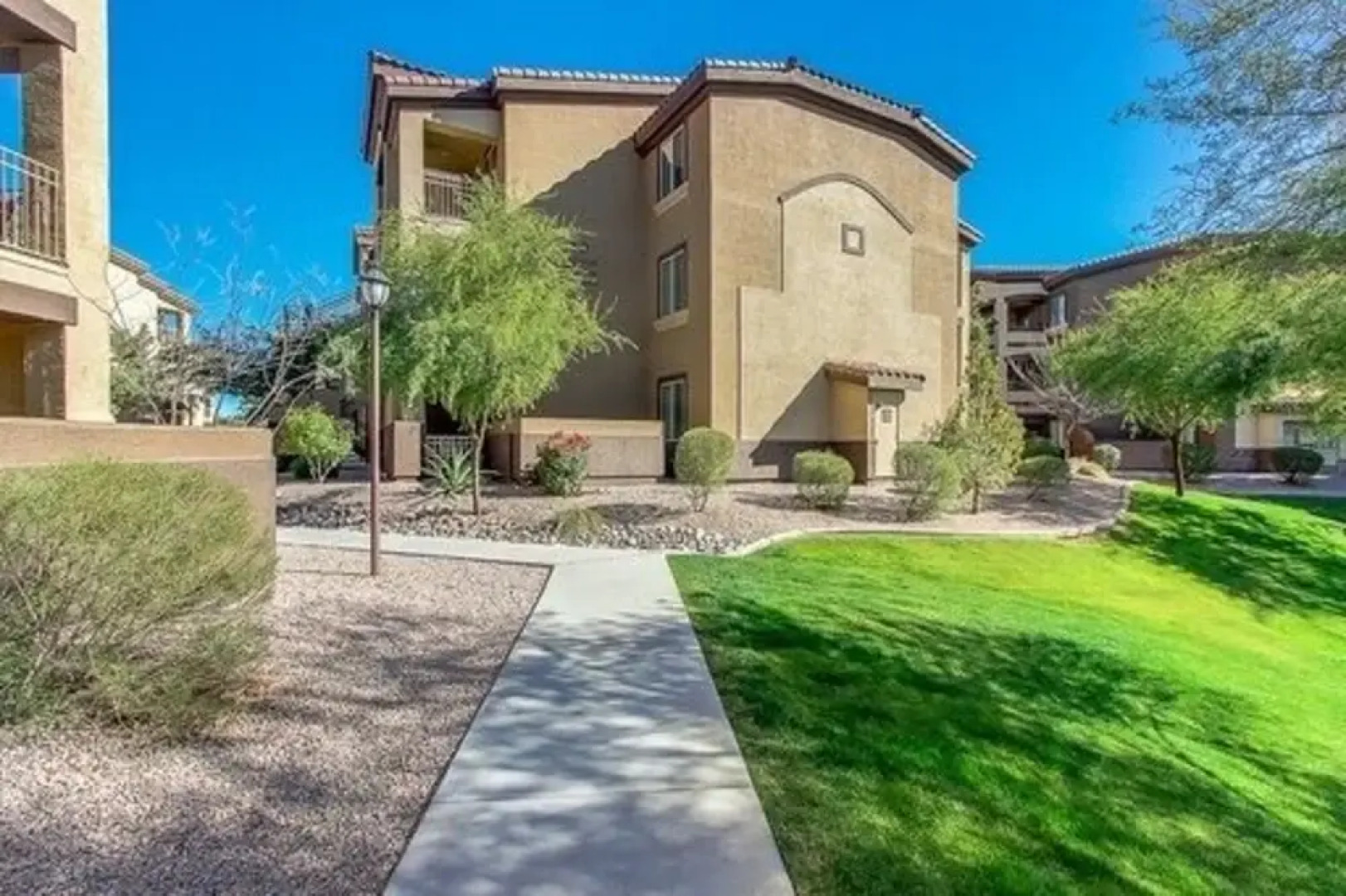 Southern #3116 - 3 Br condo by RedAwning