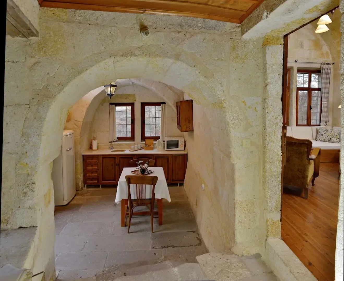 Esbelli Evi Cave Hotel