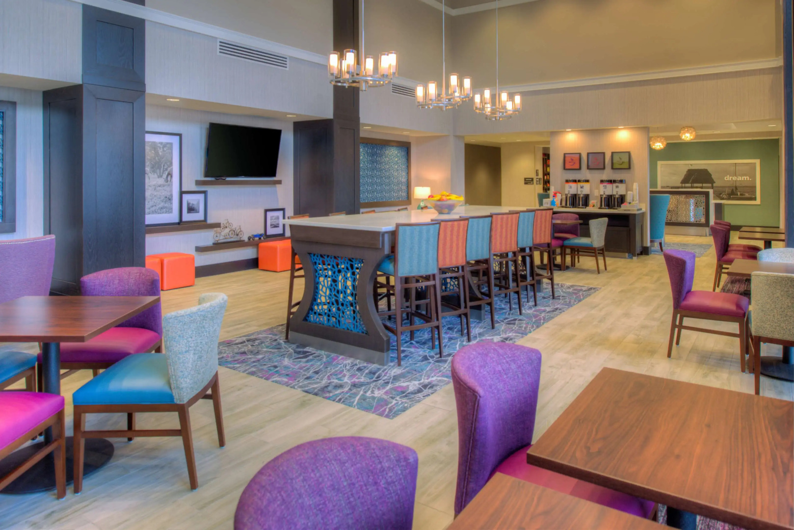 Hampton Inn & Suites Wixom
