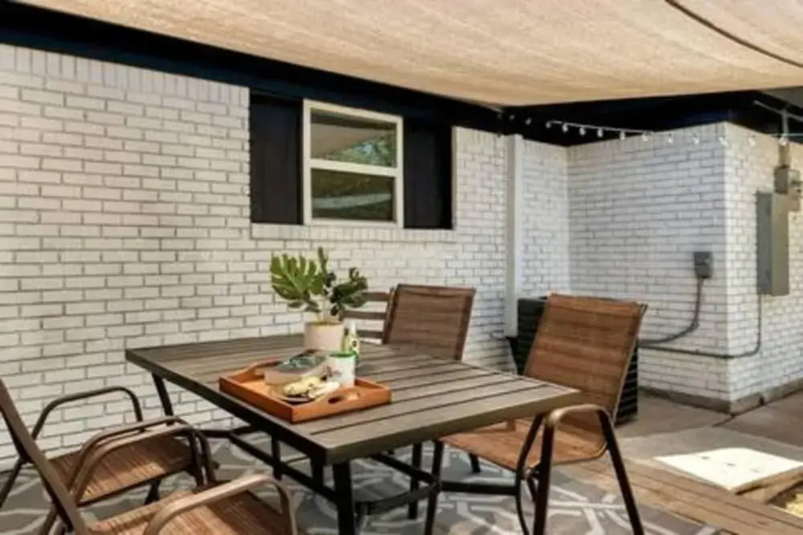 Cozy Spacious Allergy Friendly Retreat - 4BR