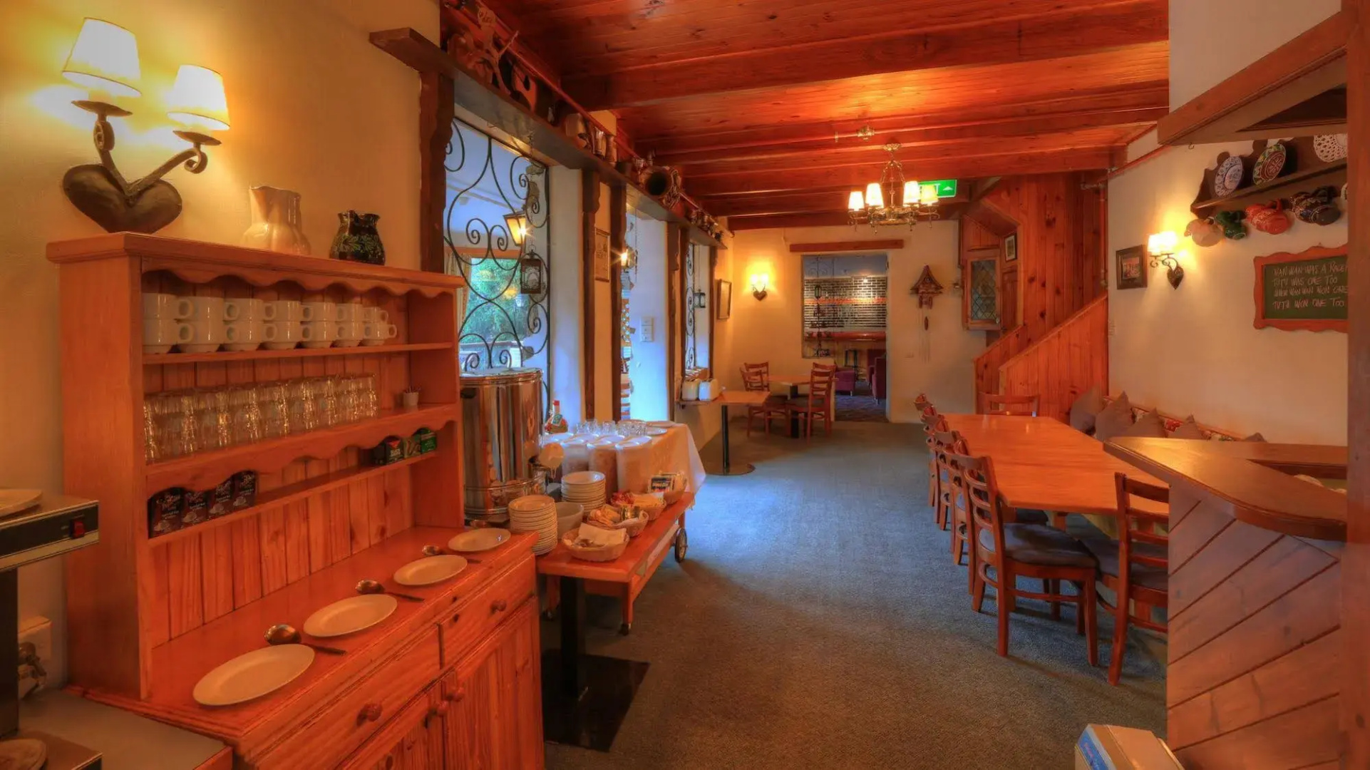 Candlelight Lodge