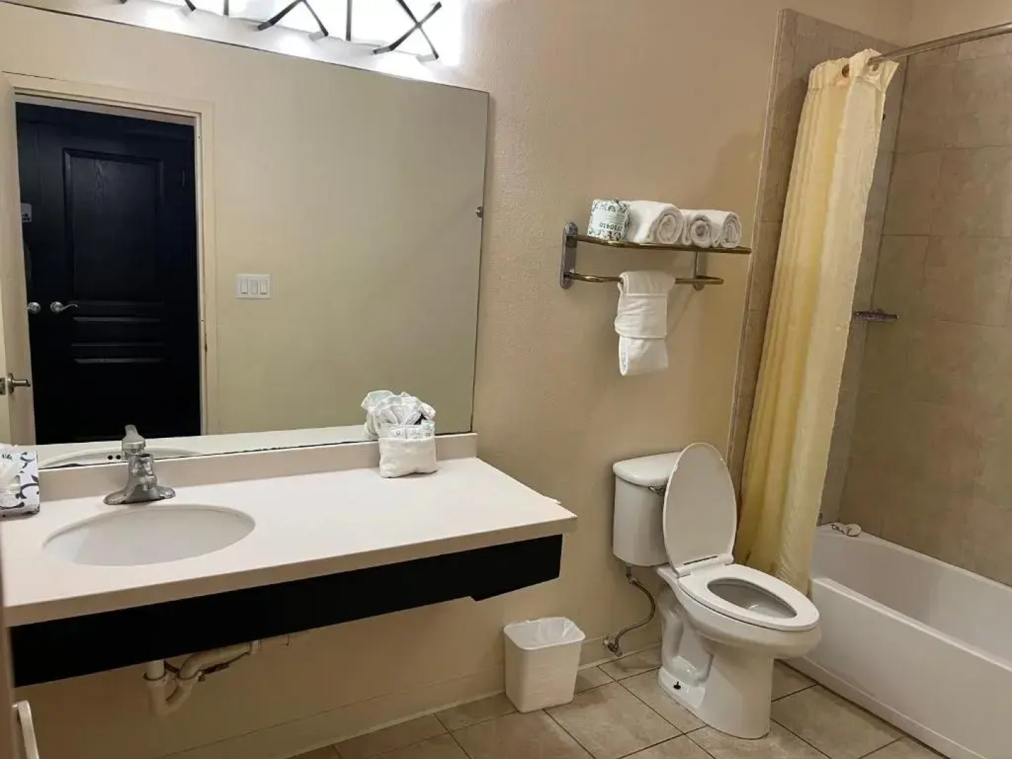 Sunchase Inn & Suites