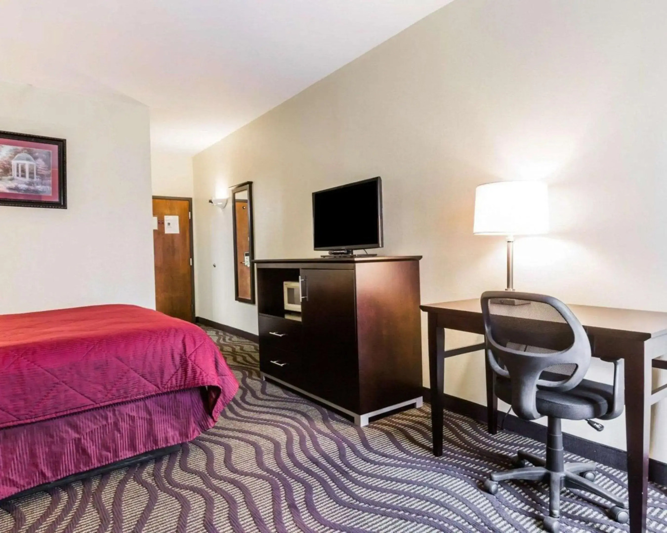 Quality Inn & Suites North Montgomery