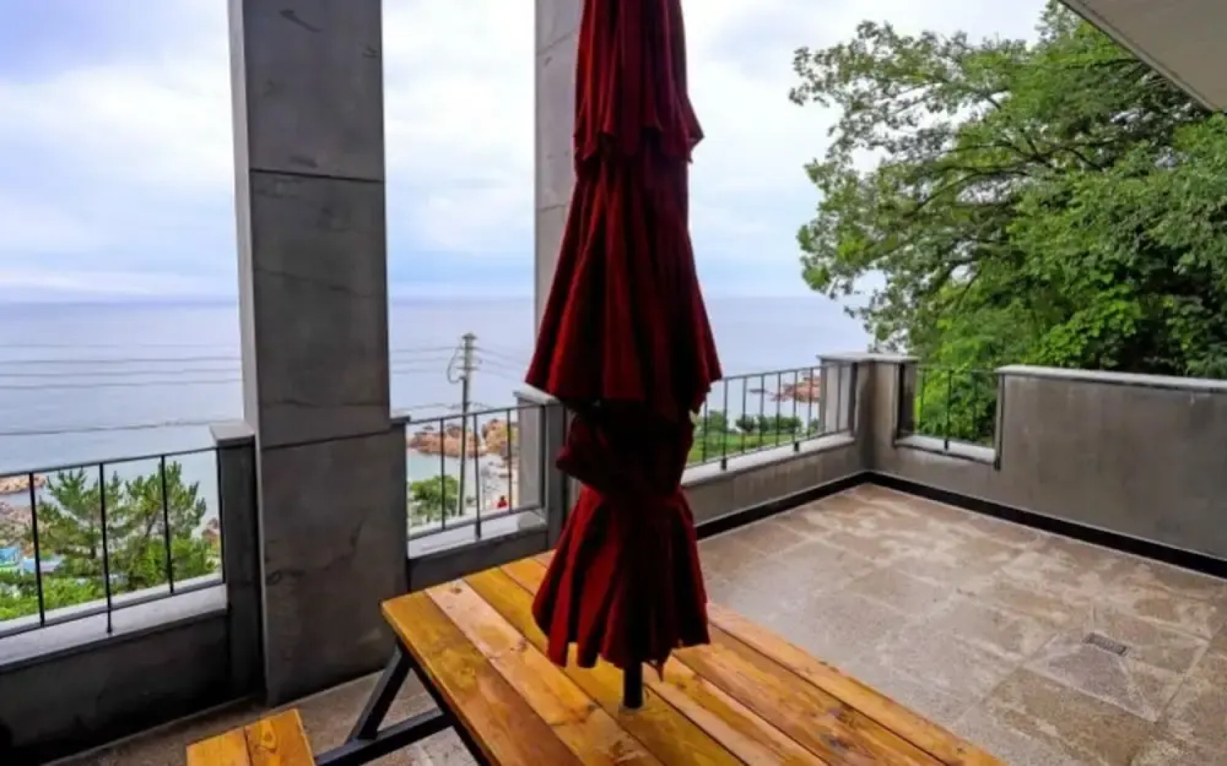 Yeongdeok Hyanguiteo Pension