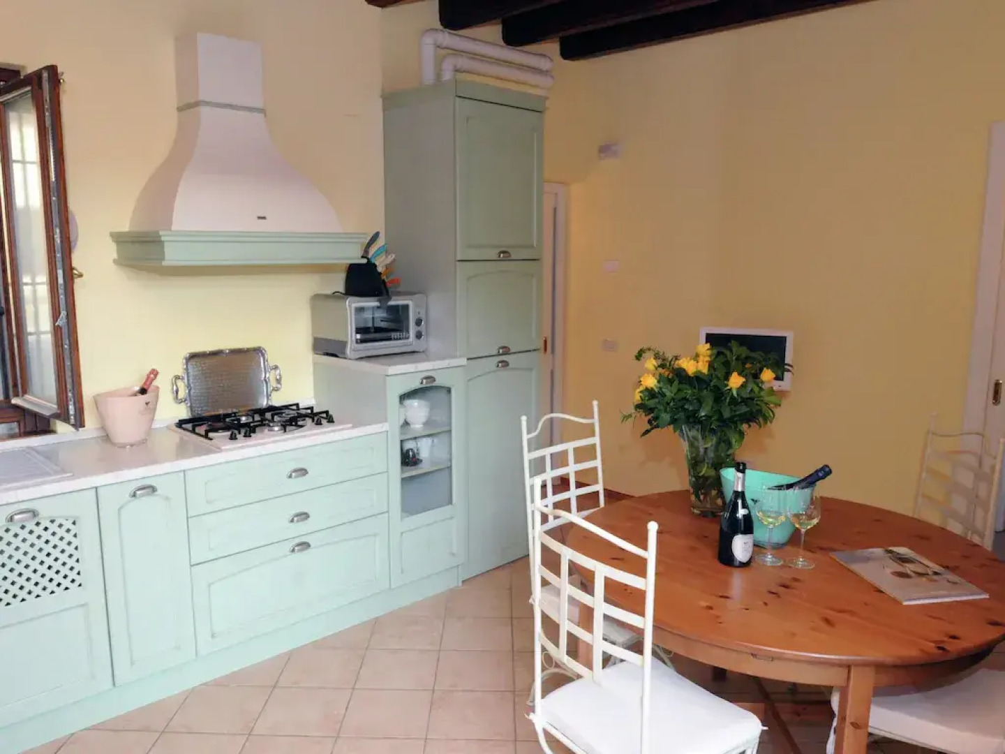 Apartment in Franciacorta with private terrace and shared pool