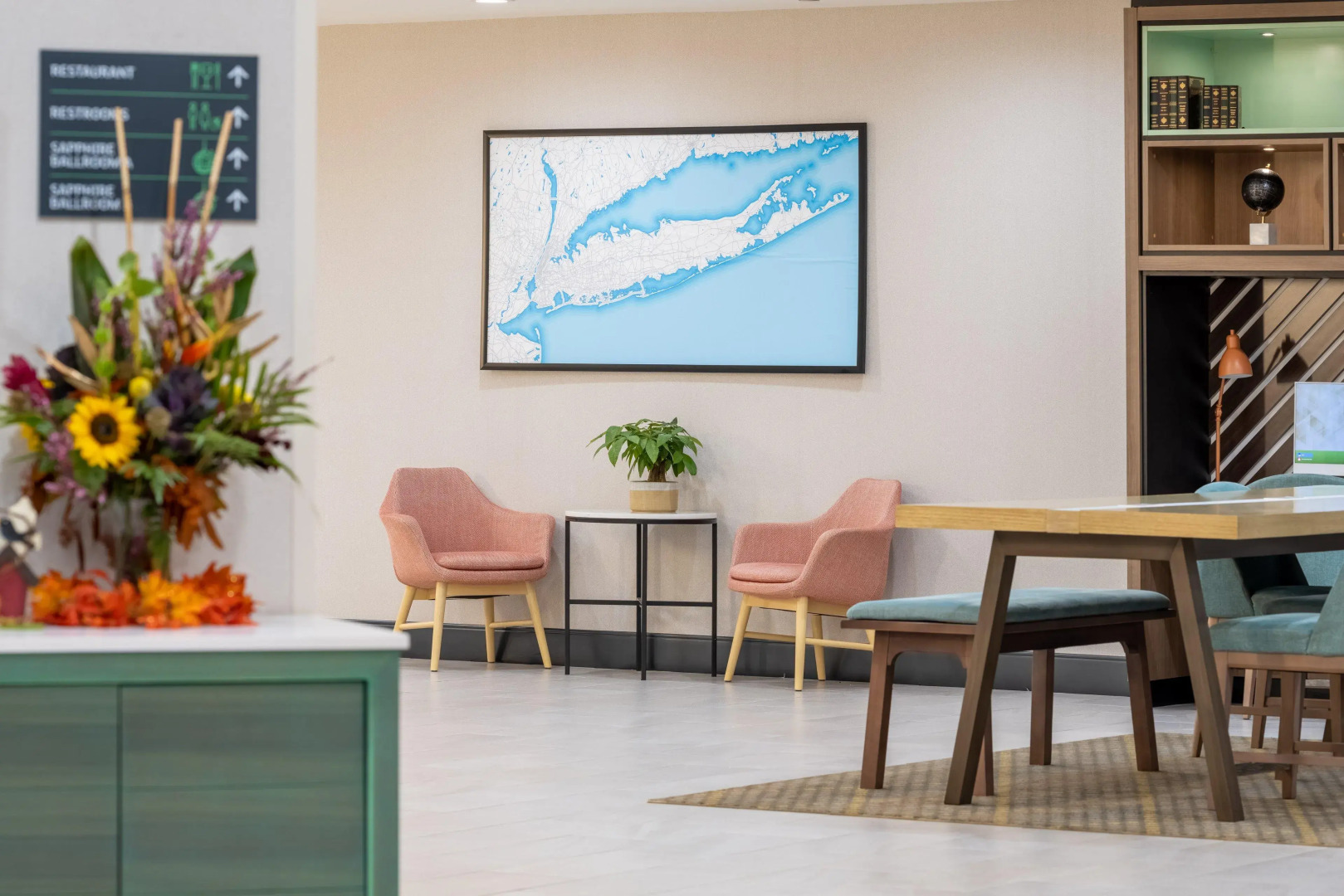 Holiday Inn Long Island-Islip Arpt East by IHG