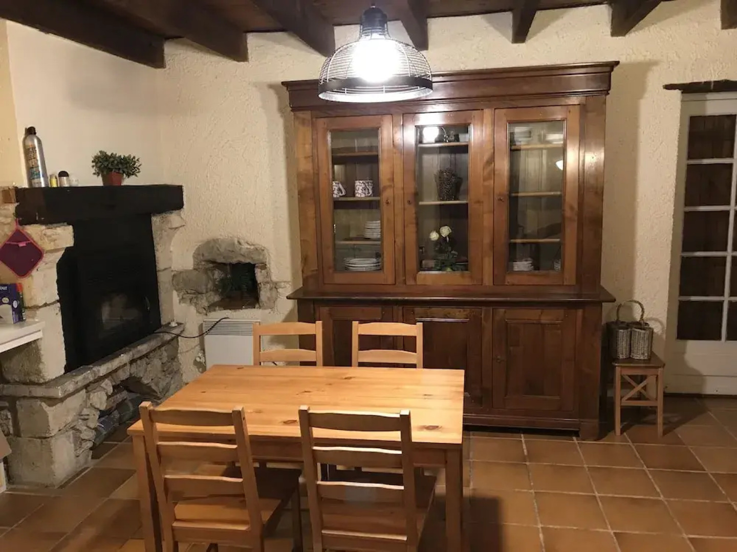 Cottage With Swimming Pool in a Picturesque Village up to 29 People