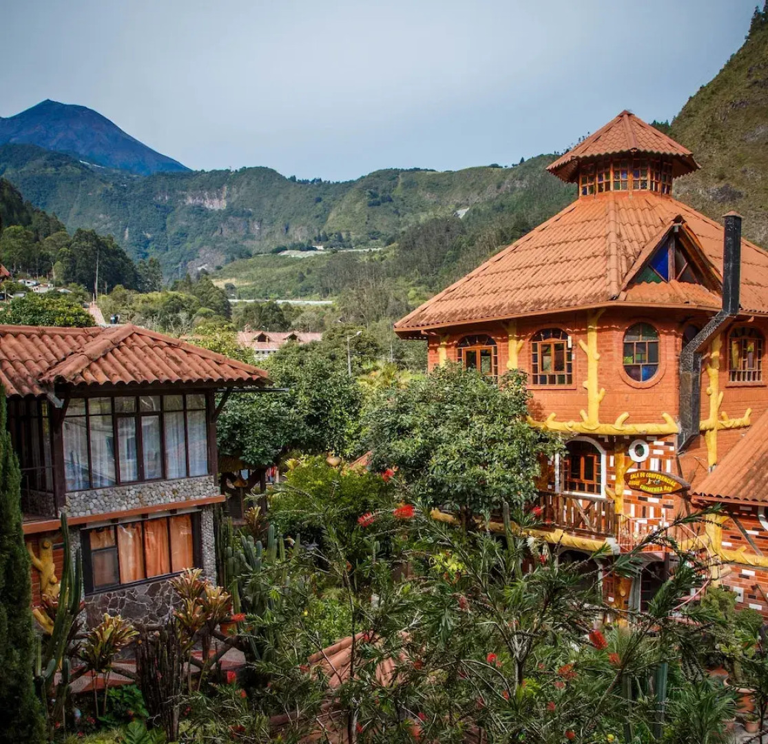 Hosteria Jardines de Chamana