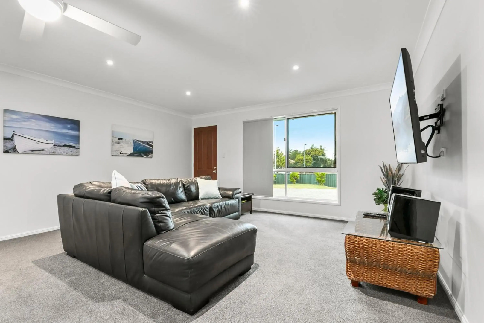 Bribie Island Canal Holiday Destination!