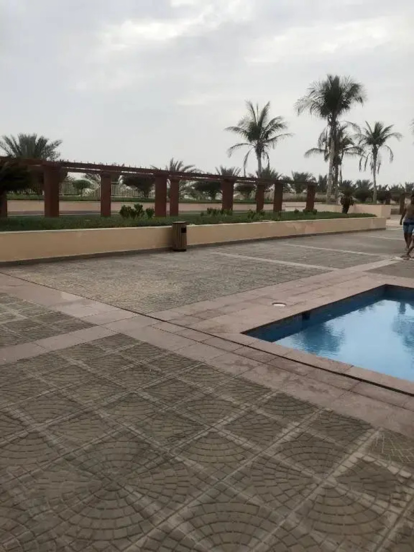 4 bedroom apt in king Abdullah economy city ابراج الشاطي