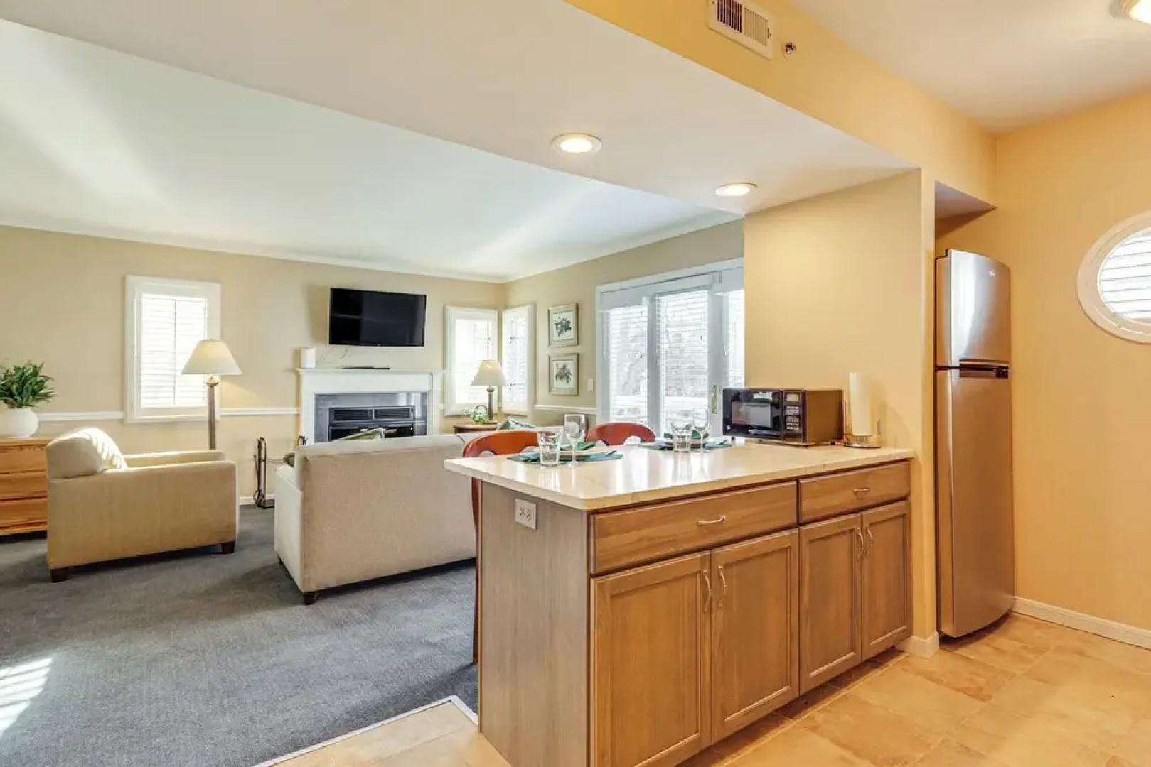 1 Mi to Mohegan Sun: Studio w/ Golf Course Views