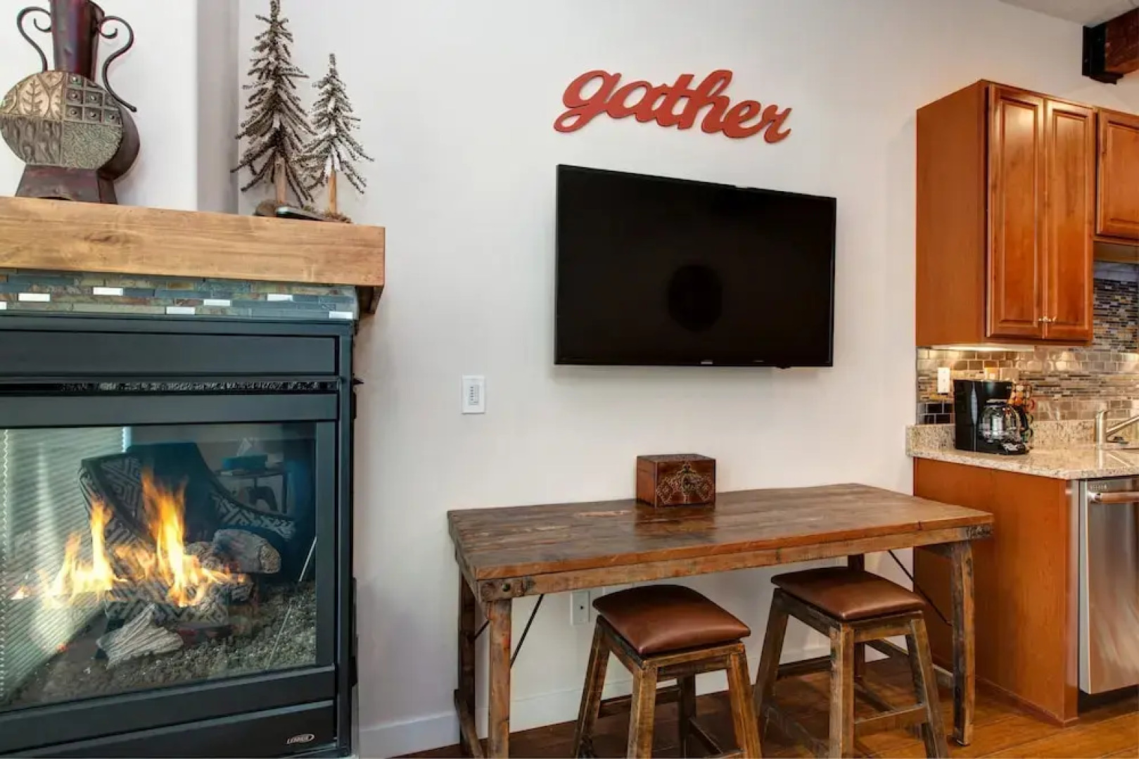 Two-Bedroom Townhome in Newpark Terrace by RedAwning