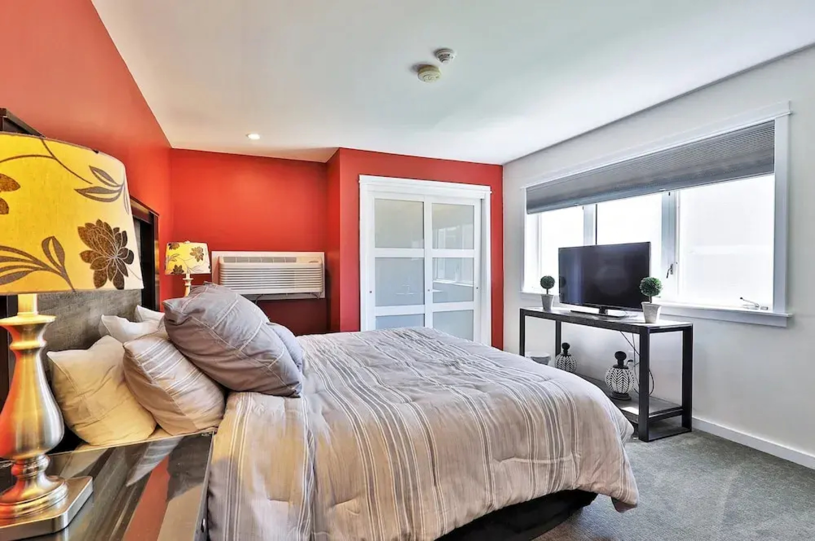 The Grande Suite at Killington: Sleeps 10 Guests, Close to Mountain!