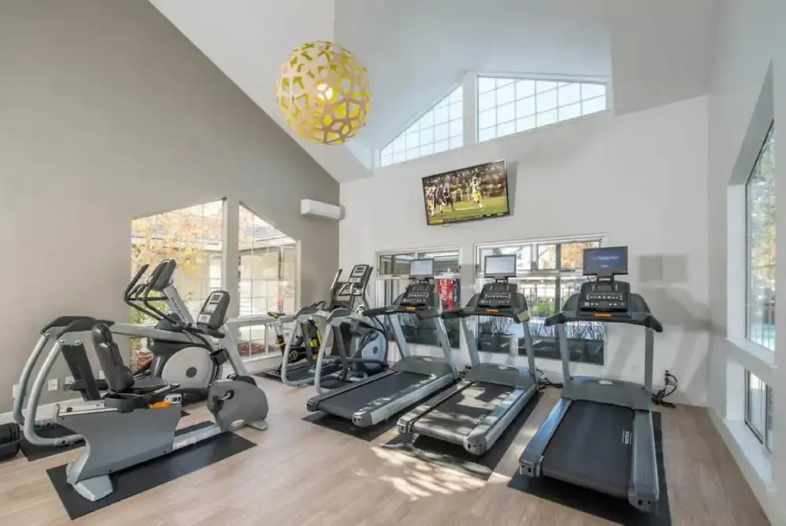 Global Luxury Suites in San Ramon