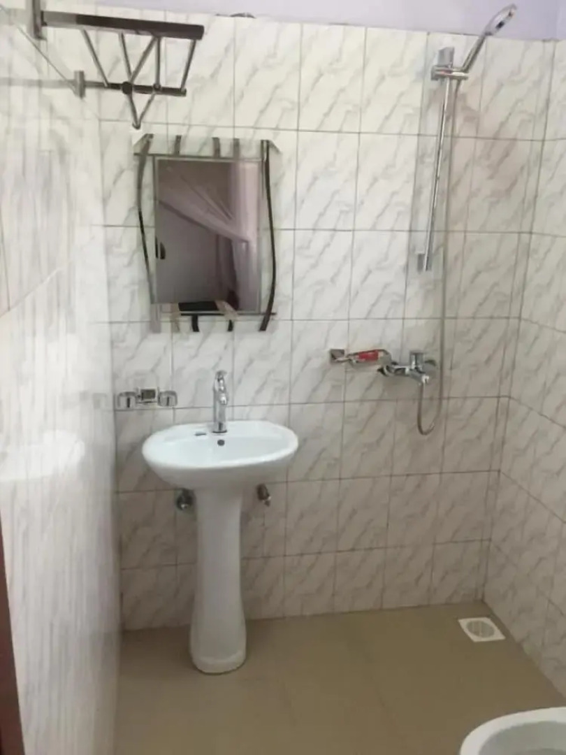 Bunyonyi Heights Inn