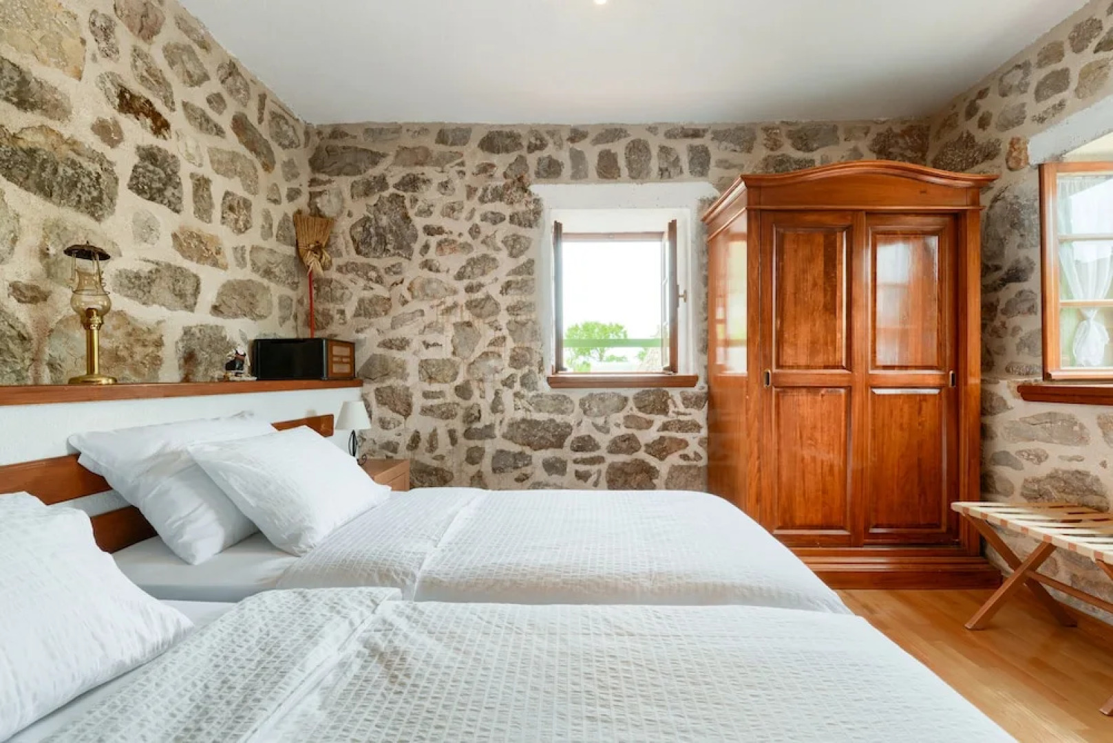 Traditional Stone House Adrian