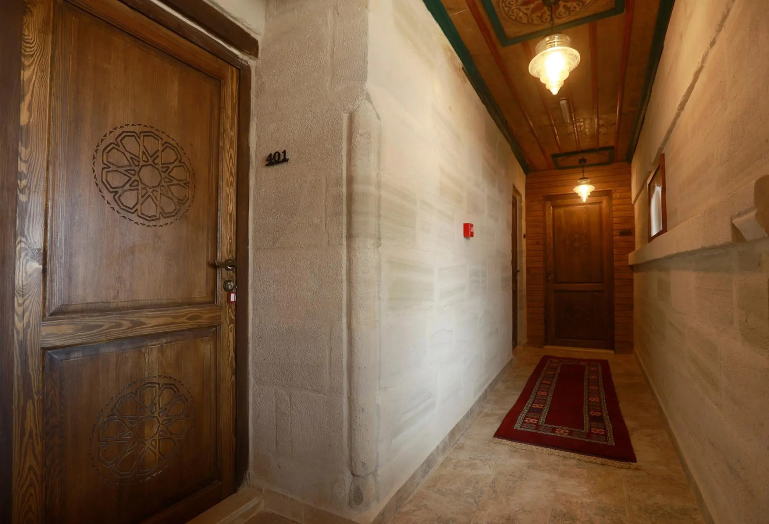 Ada Cave Suites Hotel