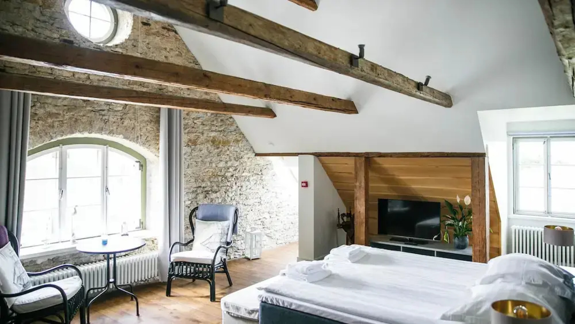 Ungru Guesthouse and Restaurant