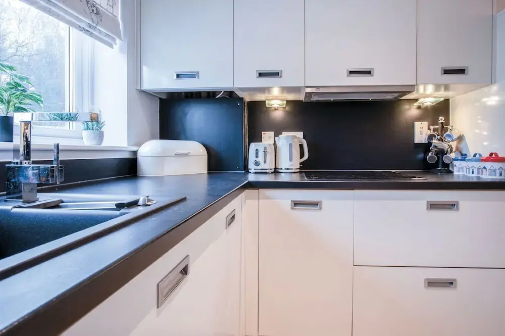 The Beachhouse - 2 Bed Townhouse - Saundersfoot