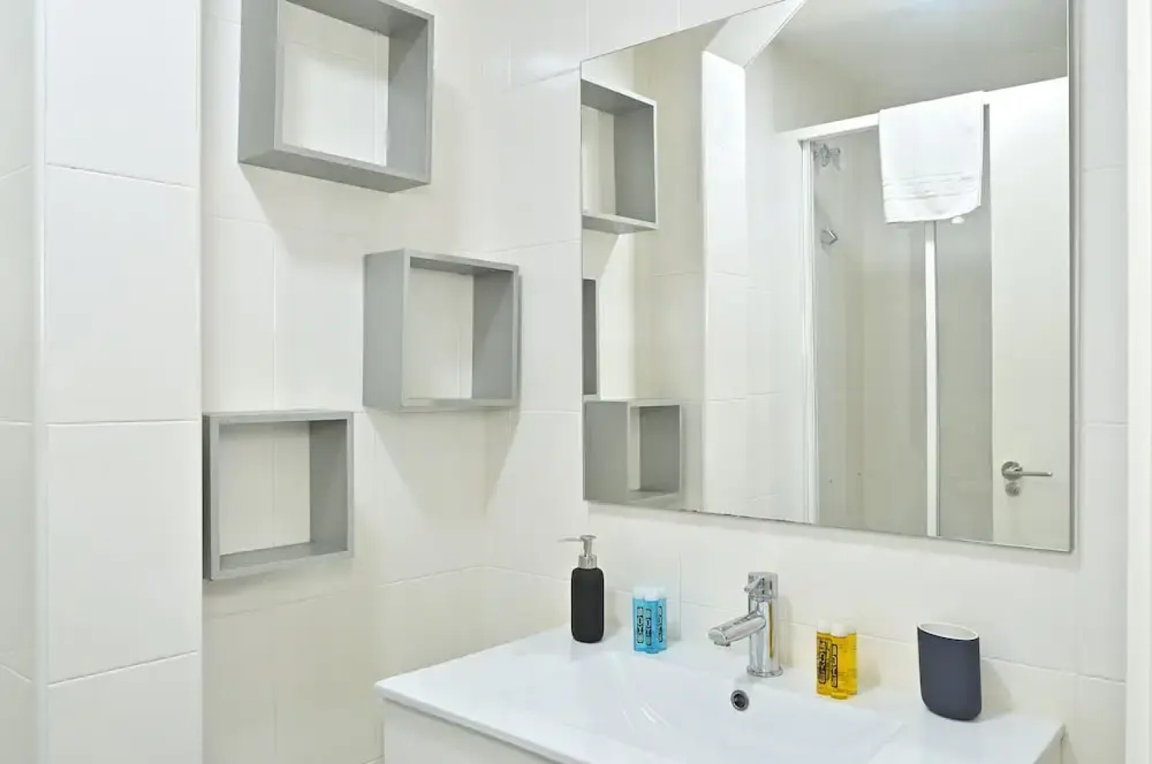 San Francisco 54 Apartments