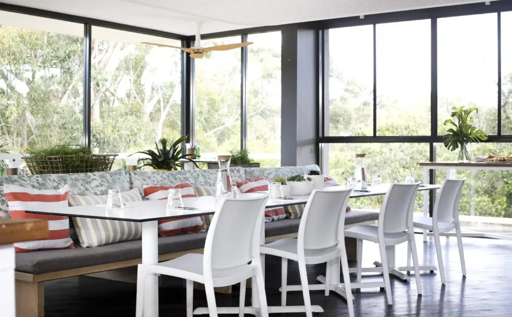 Bannisters by the Sea Mollymook