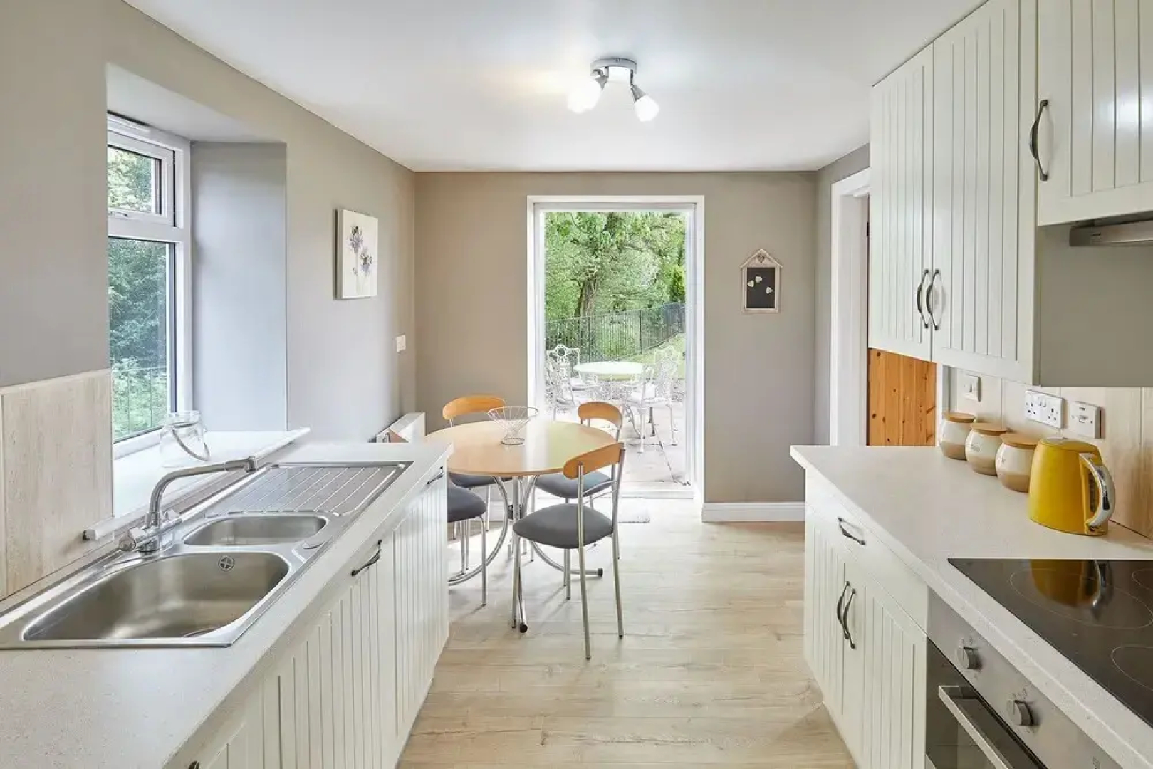 Host Stay Holly Brook Barn