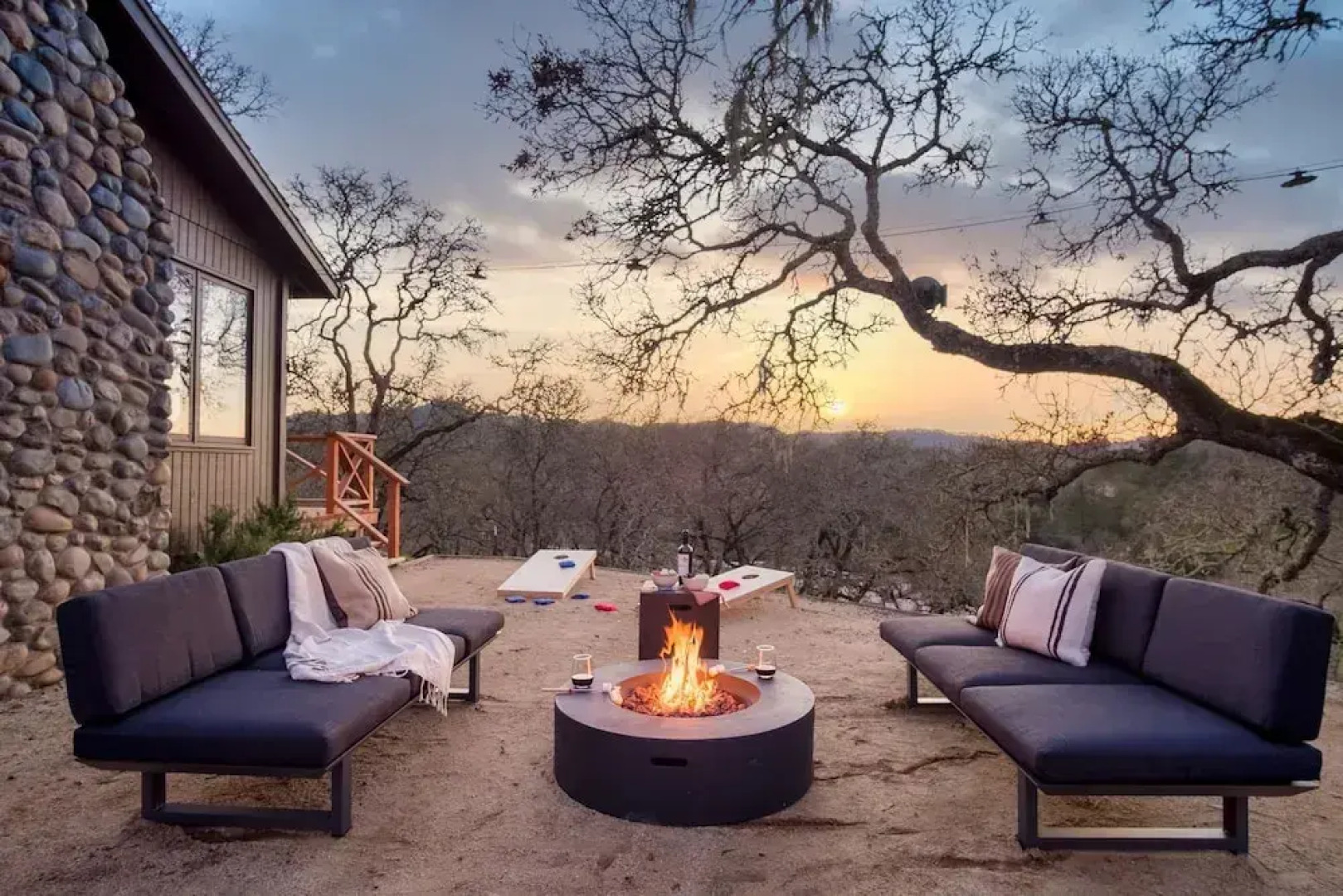 Gable by Avantstay Beautiful 3 5 Acre Oasis w Gorgeous Views Pool Hot Tub