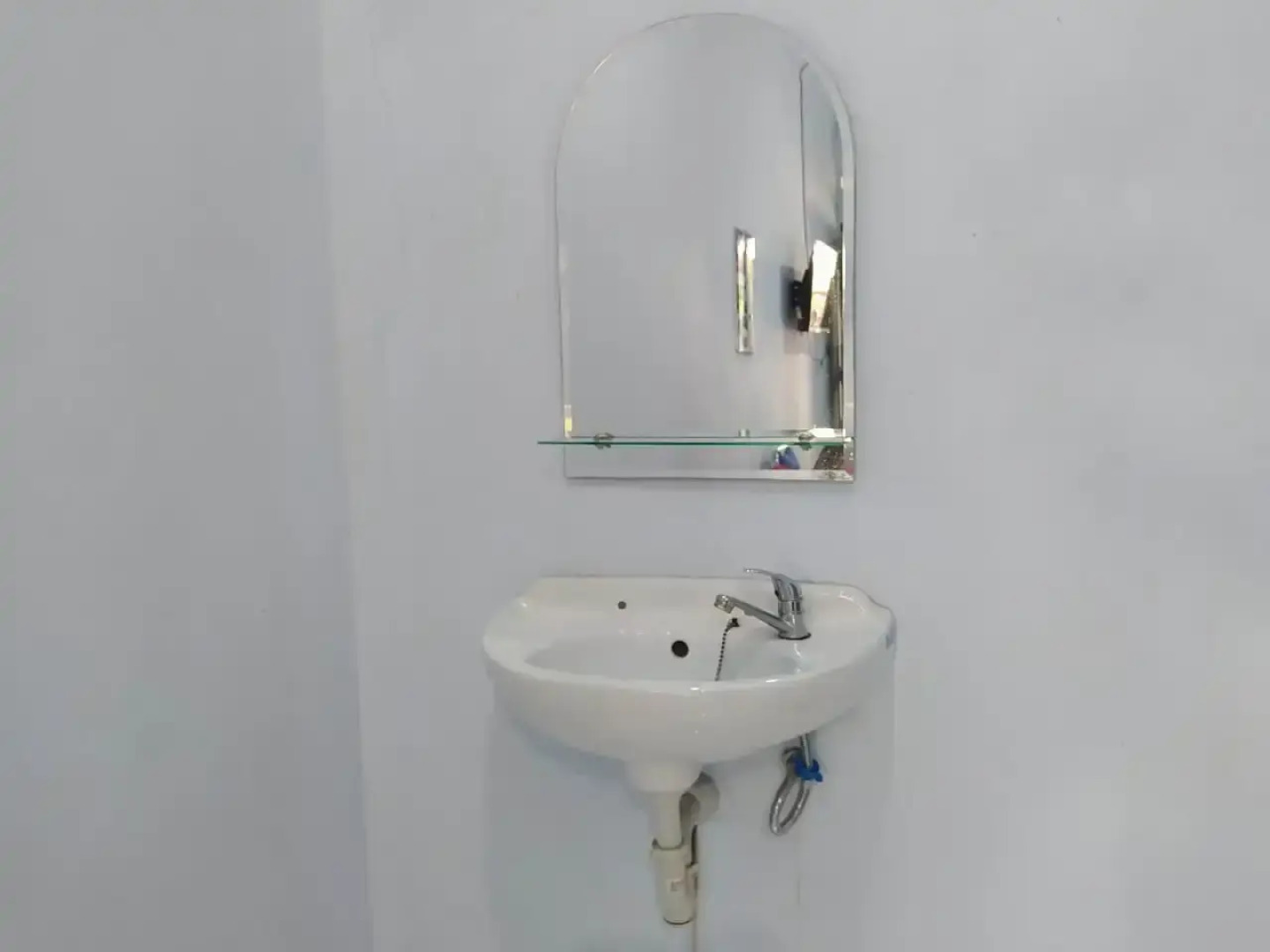 RedDoorz Syariah near Stasiun Pekalongan 3