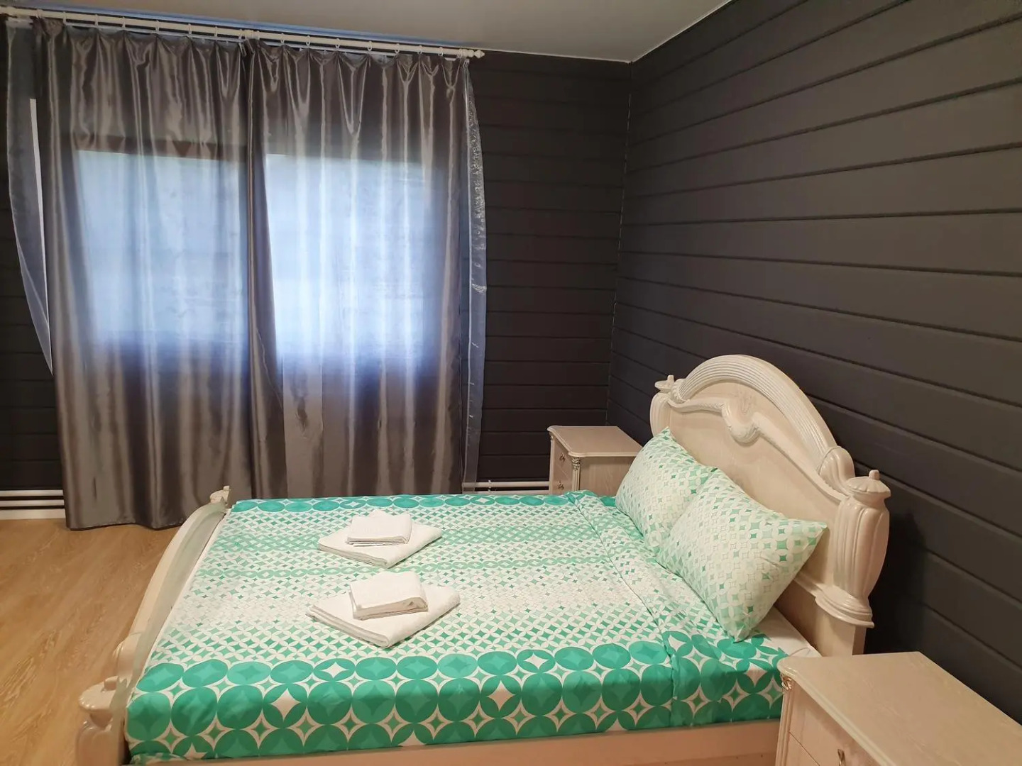 Ontario Village (Онтарио Вилладж)