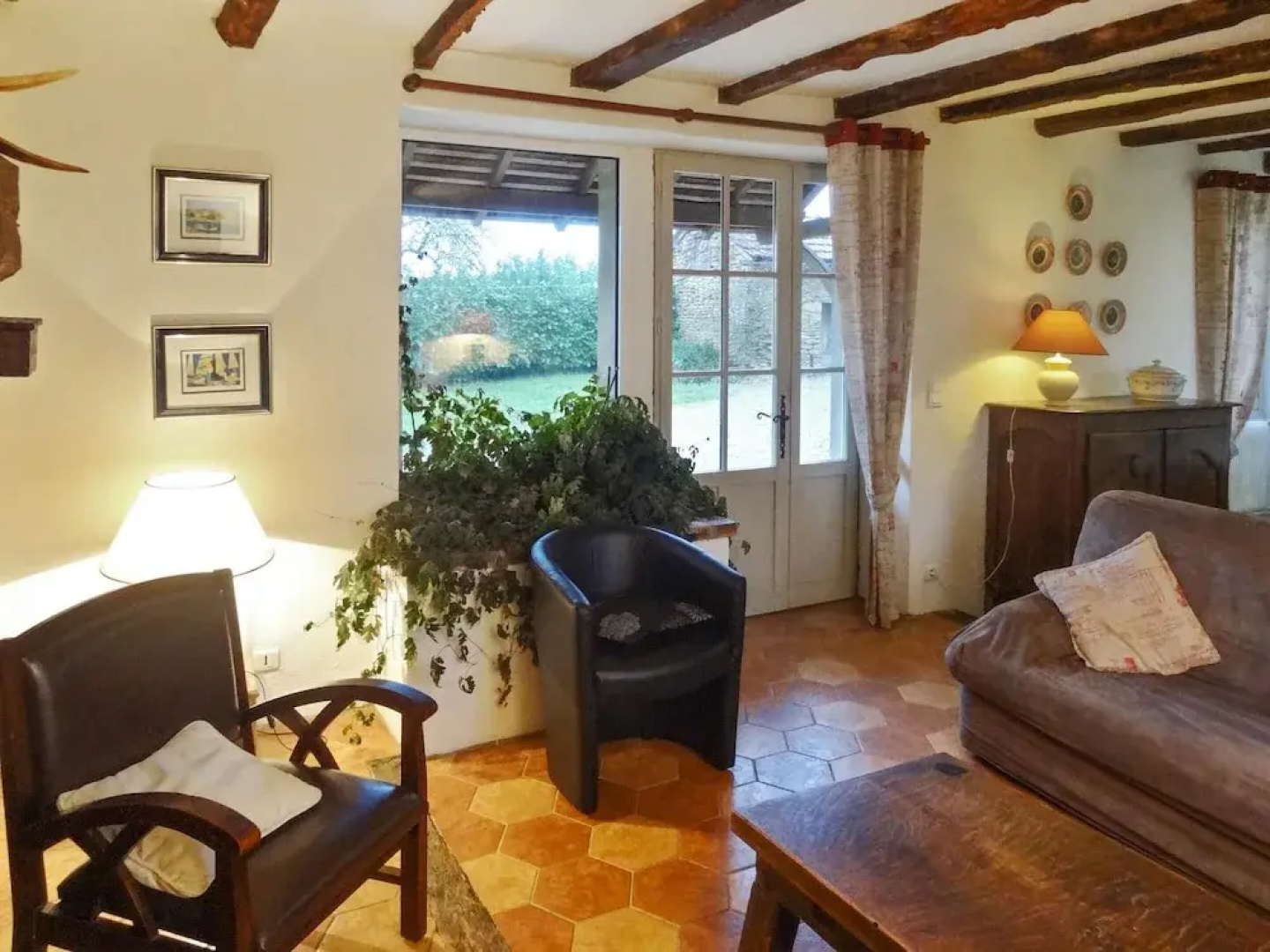 House With 4 Bedrooms in Saint-amand-de-coly, With Wonderful Mountain