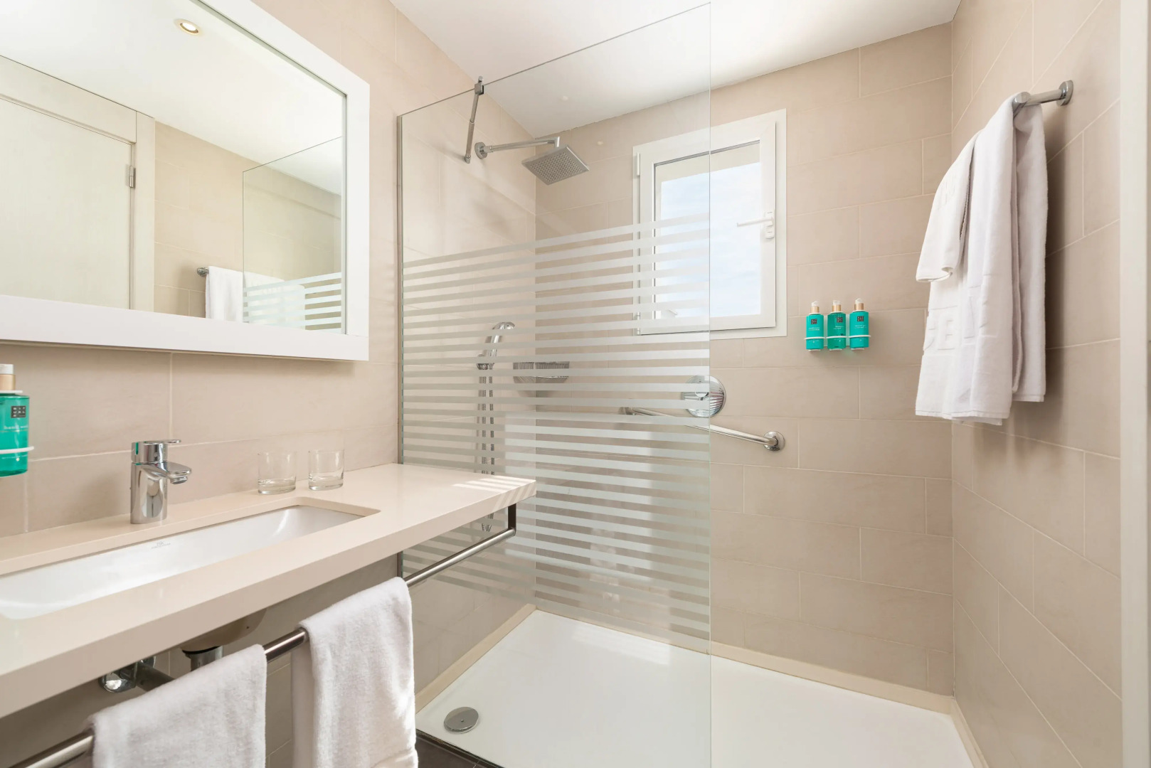 Отель Cala Bona