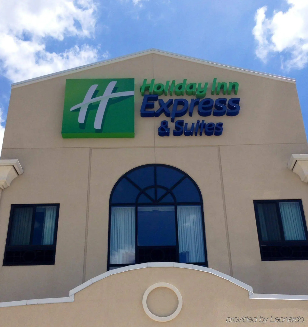 Holiday Inn Express & Suites Morton - Peoria Area by IHG