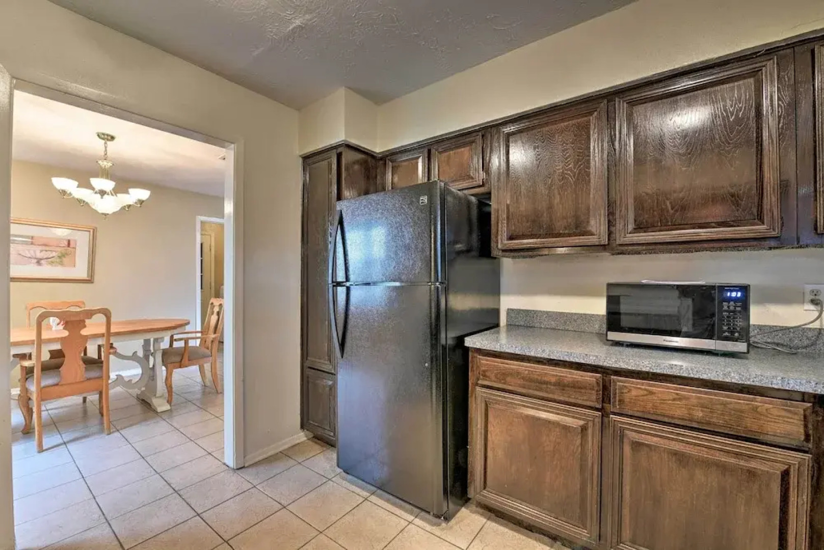 Pet-friendly Missouri City Home w/ Fenced-in Yard!