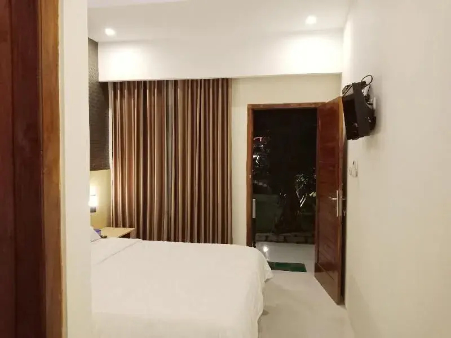 The Royal Joglo by ZUZU