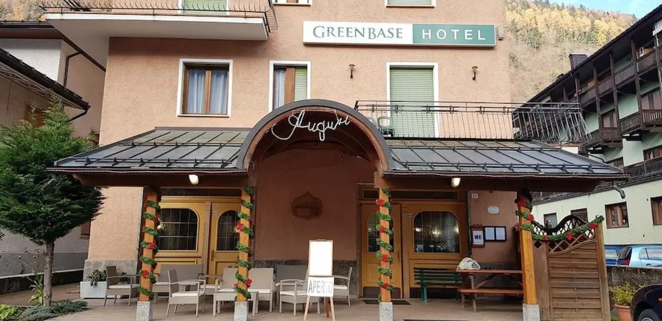 Green Base Hotel B&B