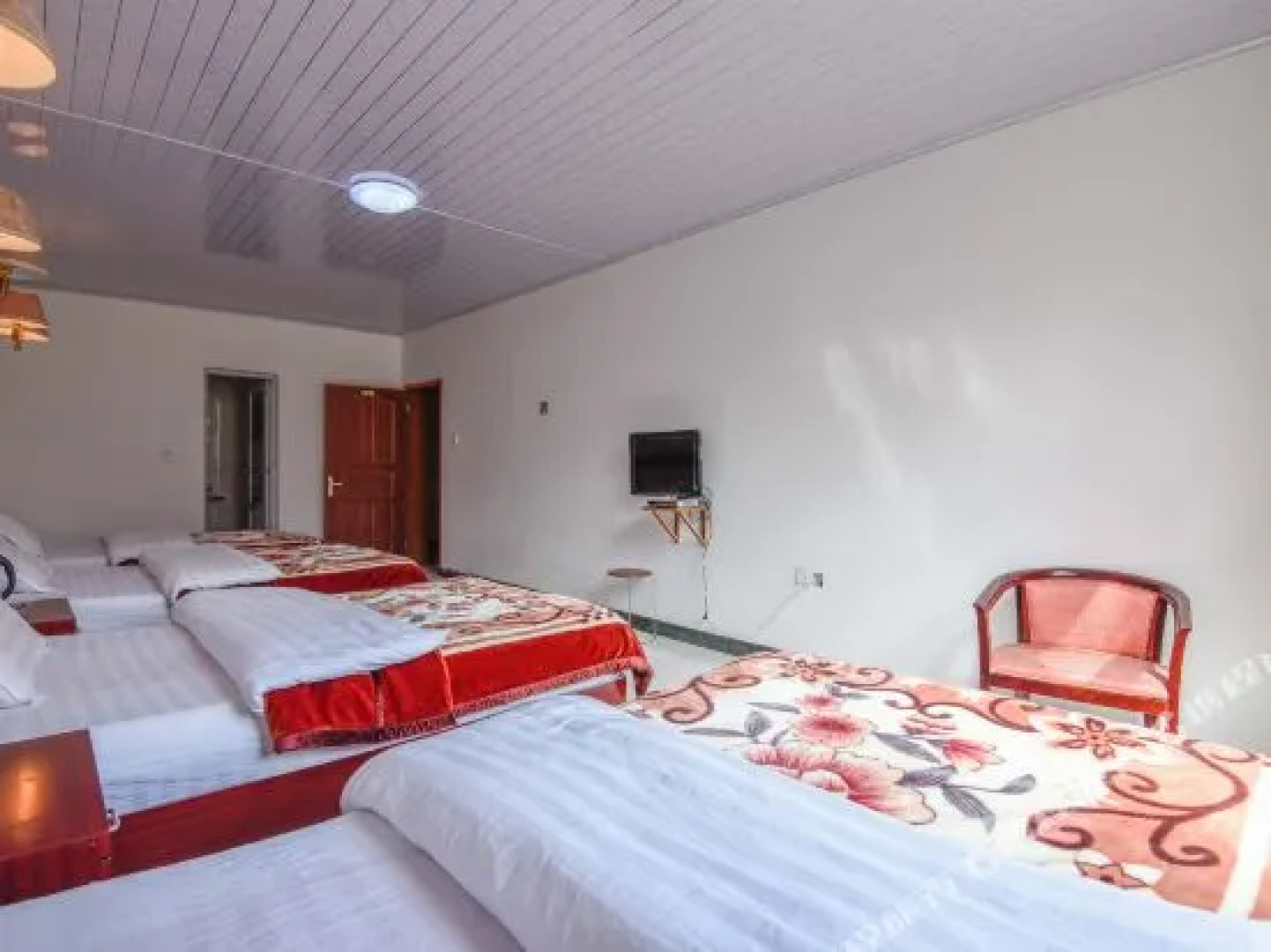 7 Hu Youpin Youth Hostel