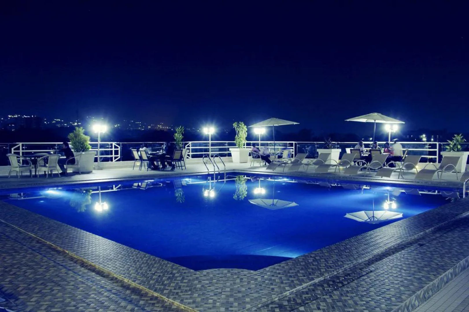 Le Panoramique Hotel by Celexon